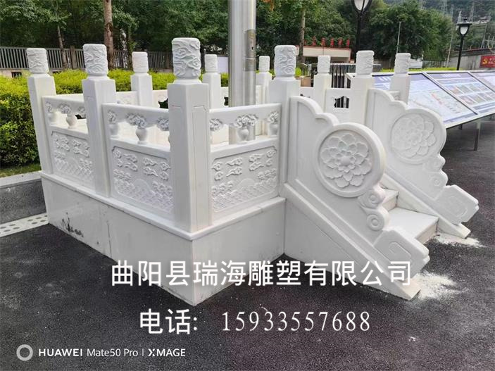 学校校园雕塑案例